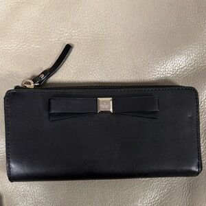 Kate Spade Black leather bow zip around Wallet